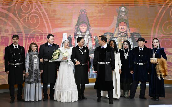 RUSSIA EXPO. Wedding ceremony with Yakut traditional rituals