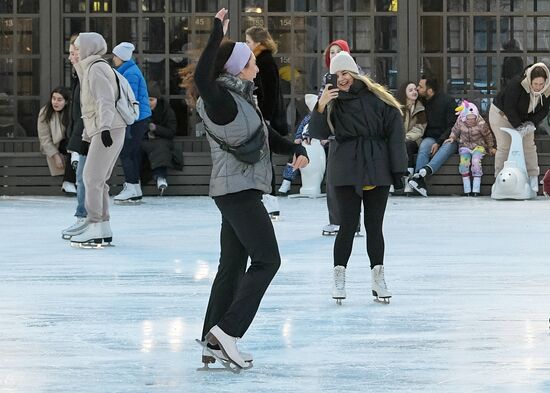 Russia Winter Leisure