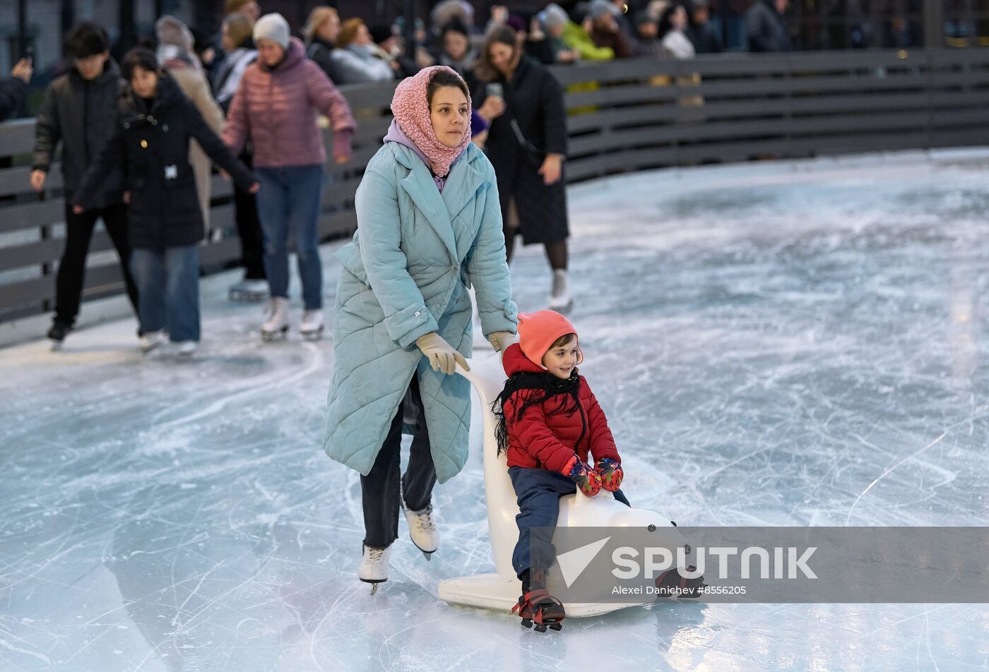 Russia Winter Leisure