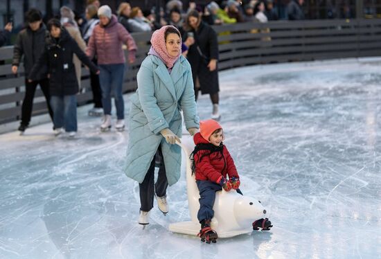 Russia Winter Leisure