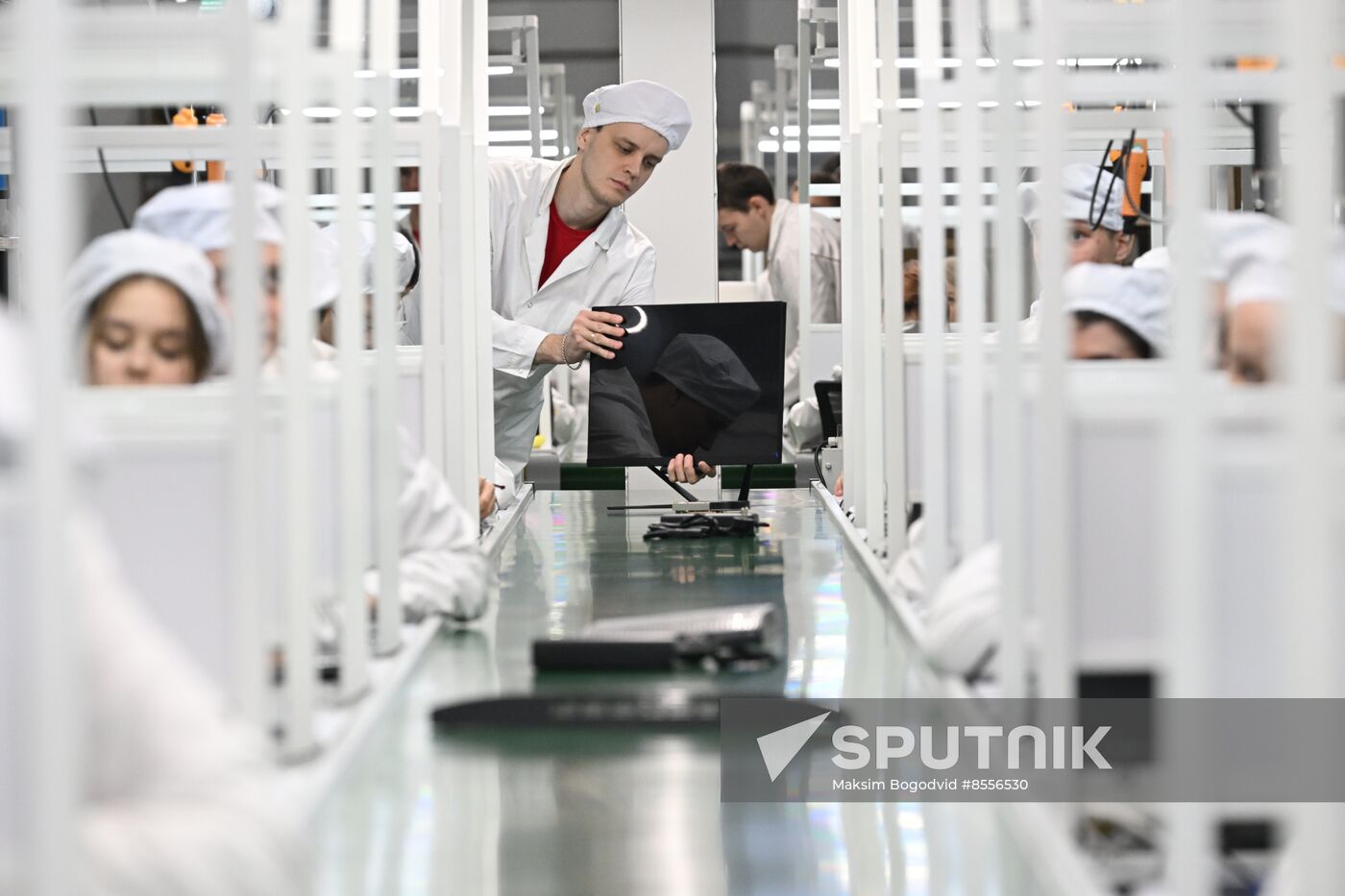 Russia Electronics Industry