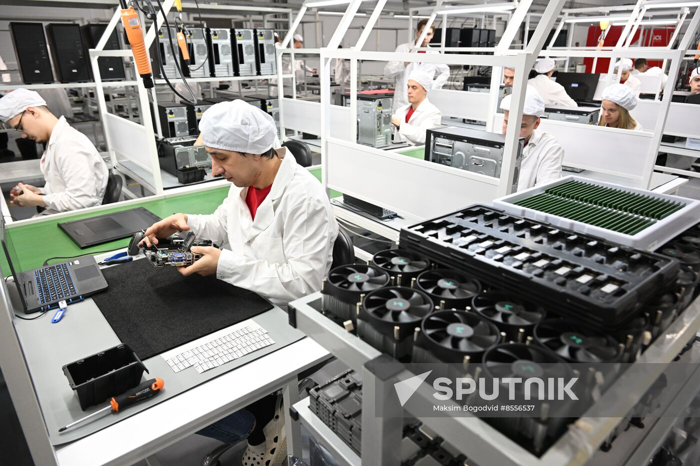 Russia Electronics Industry