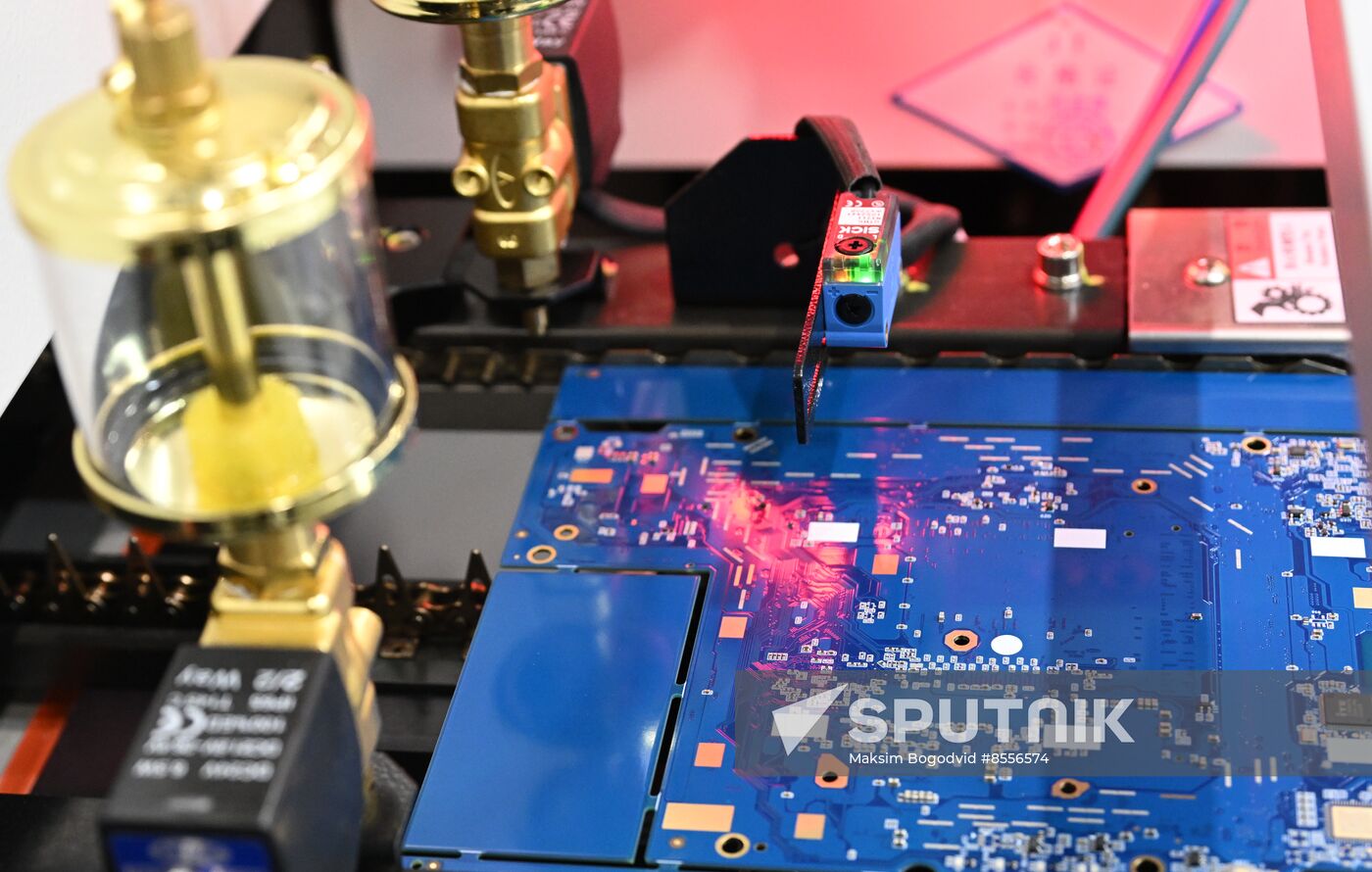 Russia Electronics Industry