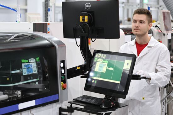 Russia Electronics Industry
