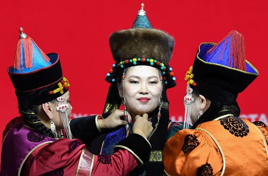 RUSSIA EXPO. Wedding ceremony in Buryat traditions