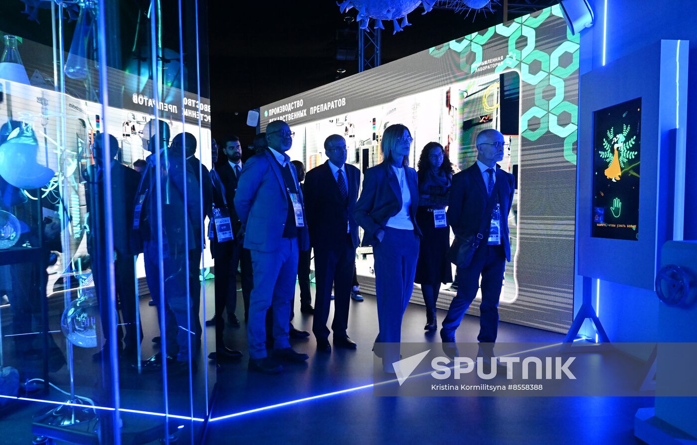 RUSSIA EXPO. Visit by diplomatic corps representatives