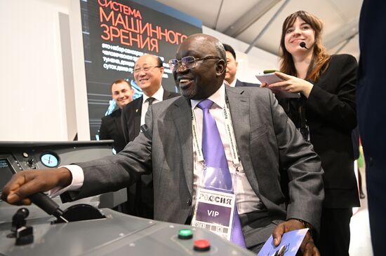 RUSSIA EXPO. Visit by diplomatic corps representatives