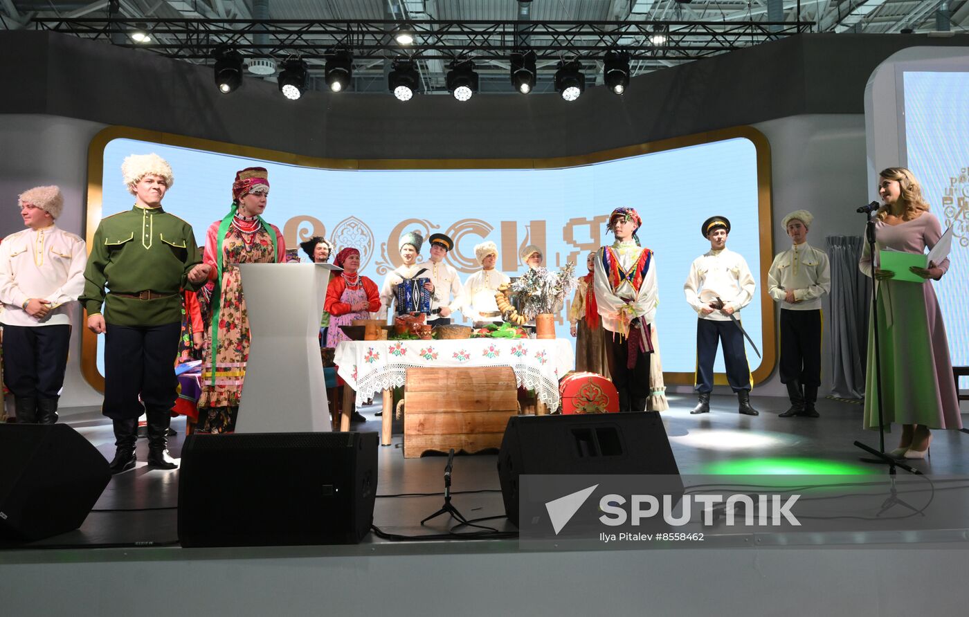 RUSSIA EXPO. Wedding ceremony in Trans-Baikal Territory traditions