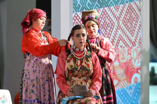 RUSSIA EXPO. Wedding ceremony in Trans-Baikal Territory traditions