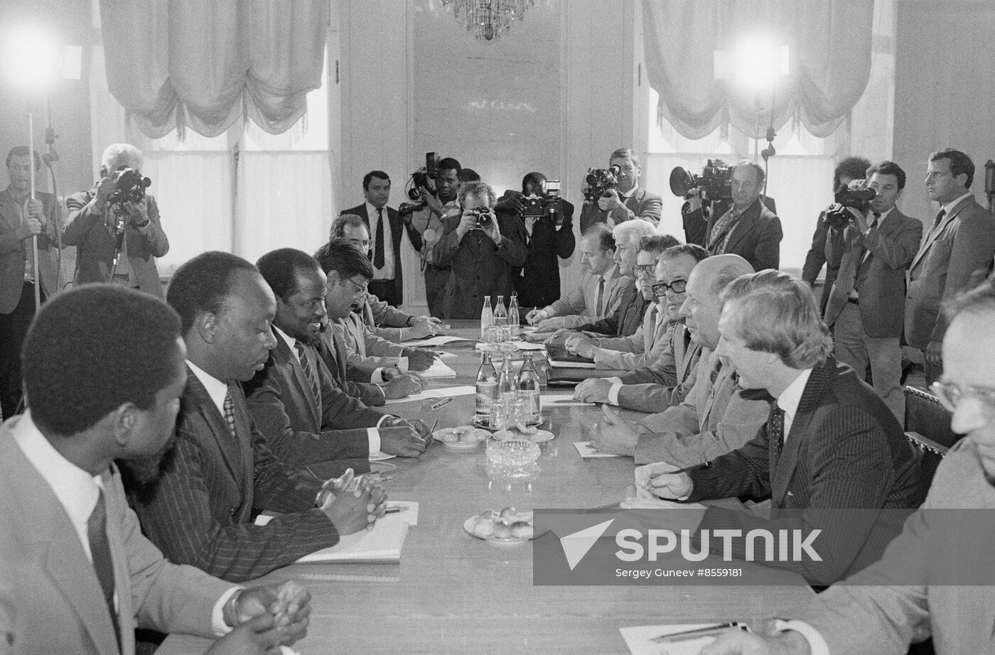 Mozambique delegation visits USSR