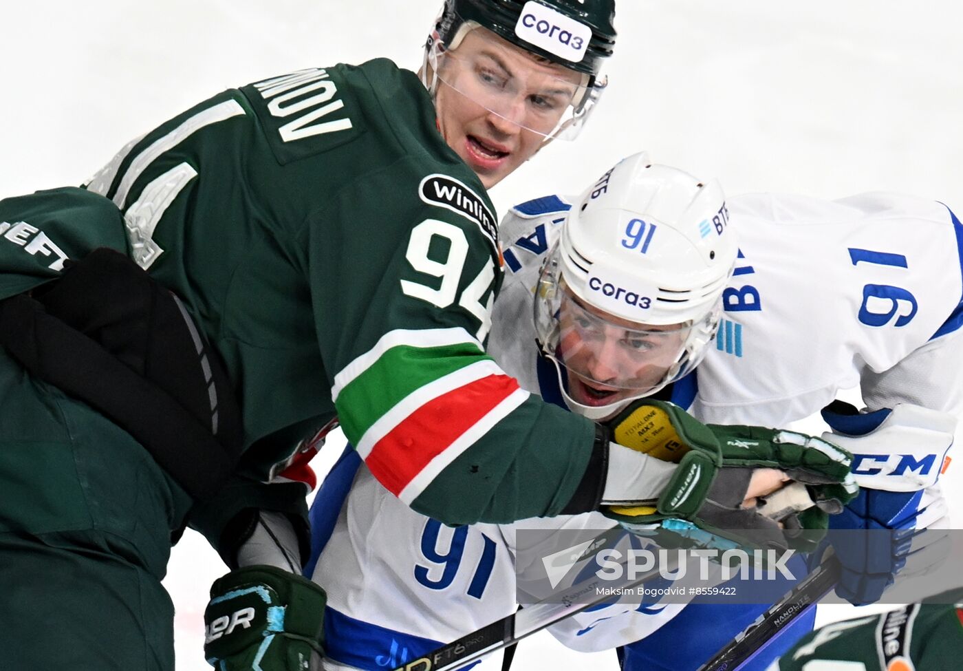 Russia Ice Hockey Kontinental League Ak Bars - Dynamo