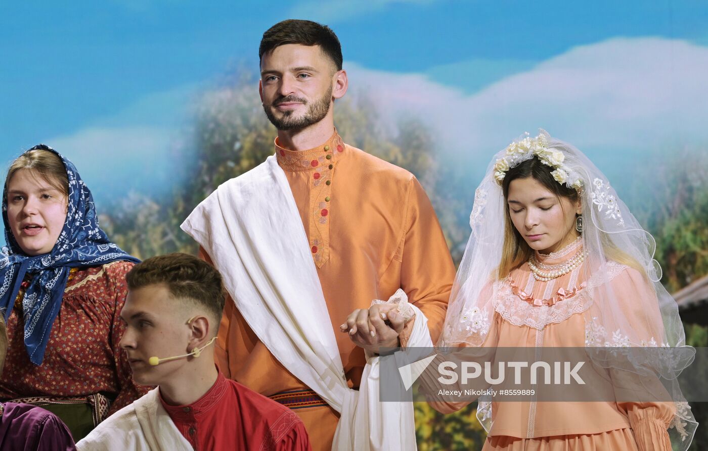 International RUSSIA EXPO forum and exhibition. Wedding in Tyukalinsk