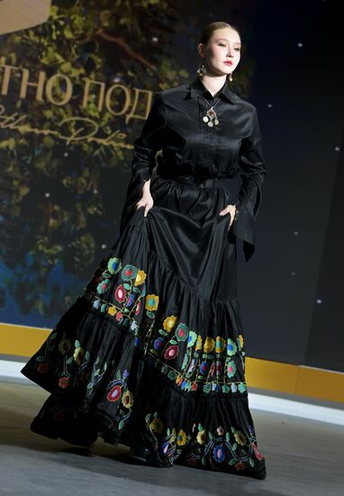 International RUSSIA EXPO forum and exhibition. Ethnic Runway fashion show and Russian Space performance