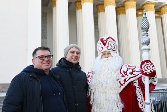 The International RUSSIA EXPO forum and exhibition. Celebrations of the birthday of Father Frost from Veliky Ustyug. Location: Russia, Moscow. Author: Sergey Pyatakov/Sputnik. RUSSIA EXPO. Birthday celebration of Father Frost from Veliky Ustyug