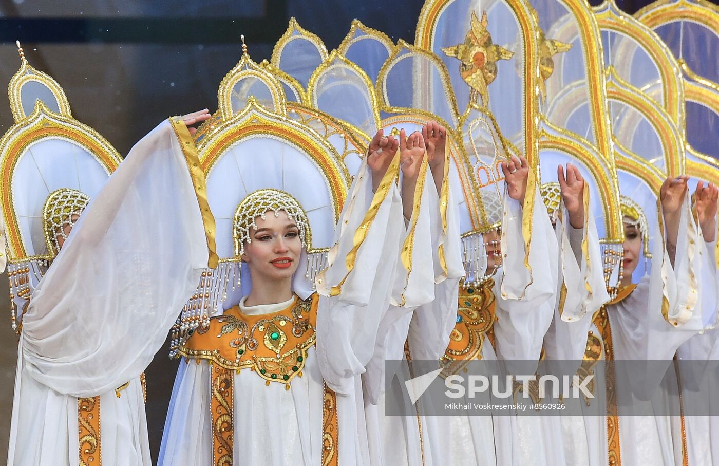 RUSSIA EXPO. Father Frost Days - Tol Babai.