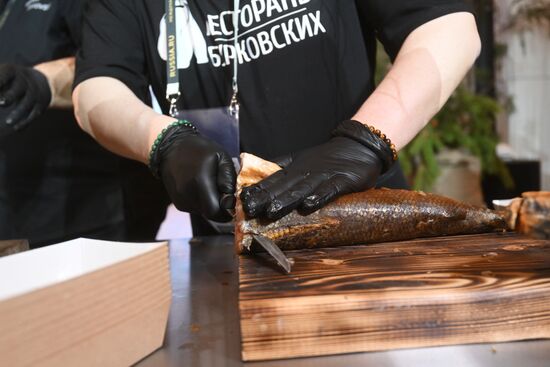 The International RUSSIA EXPO forum and exhibition. In Siberia, You Eat, a festival of Siberian cuisine at Pavilion K. Location: Russia, Moscow. Author: Kirill Kallinikov/Sputnik. RUSSIA EXPO. In Siberia, You Eat, a festival of Siberian cuisine