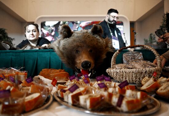 The International RUSSIA EXPO forum and exhibition. In Siberia, You Eat, a festival of Siberian cuisine at Pavilion K. Location: Russia, Moscow. Author: Kirill Kallinikov/Sputnik. RUSSIA EXPO. In Siberia, You Eat, a festival of Siberian cuisine
