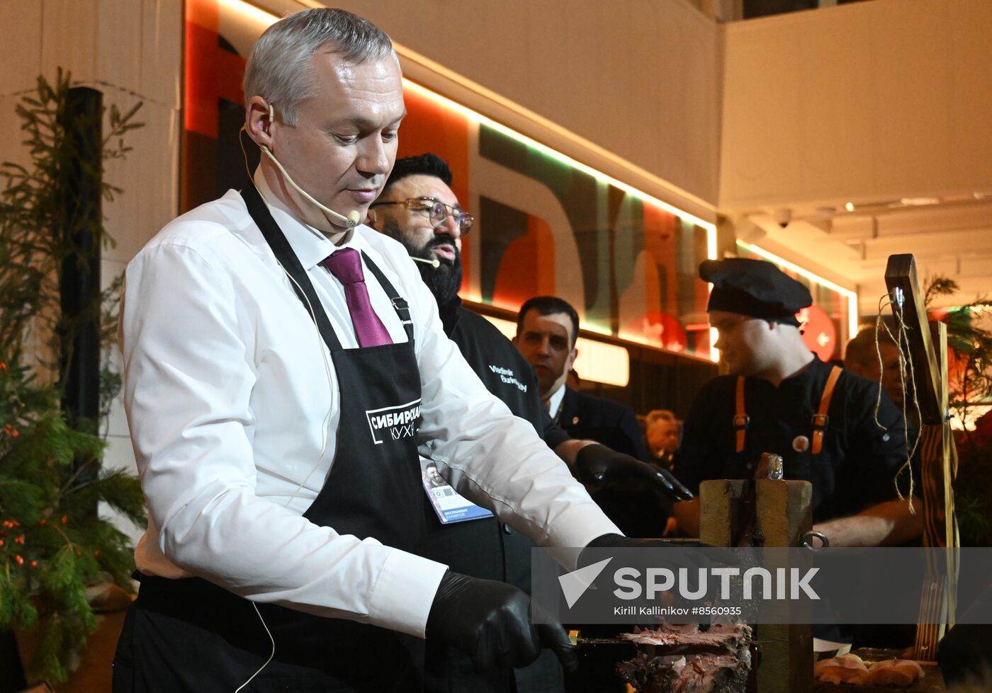 RUSSIA EXPO. In Siberia, You Eat, a festival of Siberian cuisine