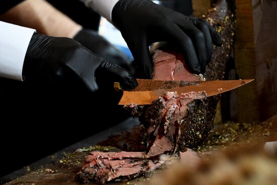 RUSSIA EXPO. In Siberia, You Eat, a festival of Siberian cuisine