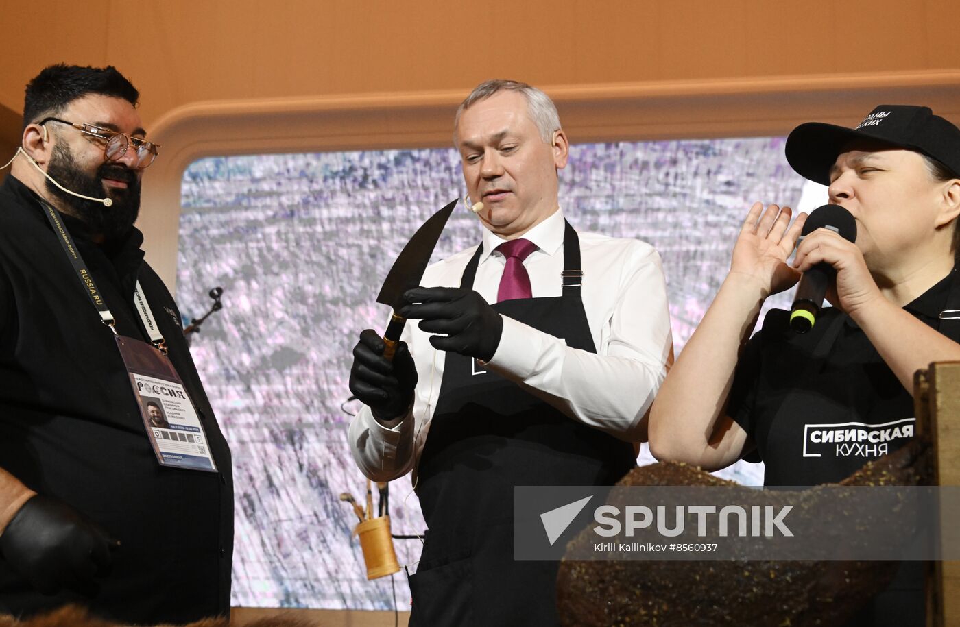 RUSSIA EXPO. In Siberia, You Eat, a festival of Siberian cuisine