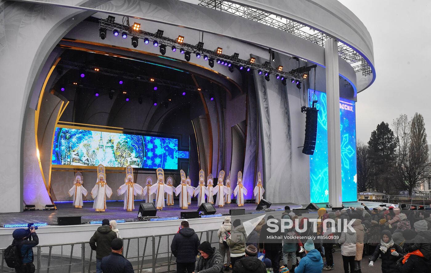 RUSSIA EXPO. Father Frost Days - Tol Babai.