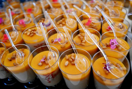 RUSSIA EXPO. In Siberia, You Eat, a festival of Siberian cuisine
