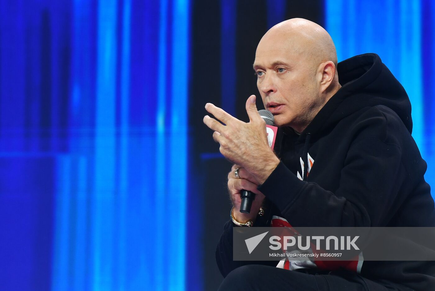 RUSSIA EXPO. Inexplicably, Yet the Fact: Metaphysics of the Future. Meeting with Sergei Druzhko