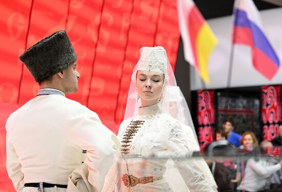 The International RUSSIA EXPO forum and exhibition. North Ossetia’s stand. Location: Russia, Moscow. Author: Sergey Pyatakov/Sputnik. International RUSSIA EXPO forum and exhibition