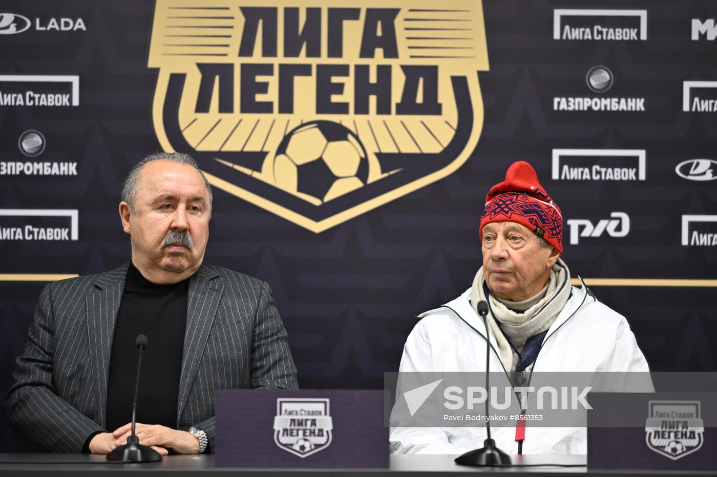 Russia Soccer Retro Match Lokomotiv - CSKA