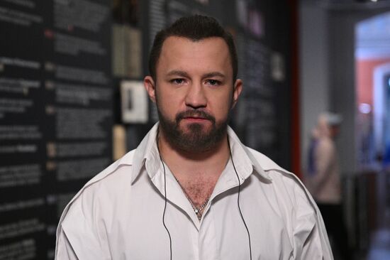 The International RUSSIA EXPO forum and exhibition. Media scrum at Pavilion 58 (The Slovo Museum of Slavic Literature). Pictured: Singer Vasily Pasechnik, a finalist of the Voice project on Channel One and a mentor of young people in the Zaporozhye Region. Location: Russia, Moscow. Author: Ramil Sitdikov/Sputnik. RUSSIA EXPO. Concert: The Real Ones