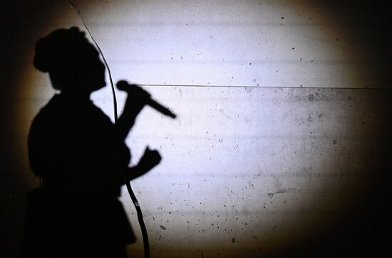 The International RUSSIA EXPO forum and exhibition. Pavilion 58 (The Slovo Museum of Slavic Literature). Pictured: Singer Ksenia Lebedeva. Location: Russia, Moscow. Author: Ramil Sitdikov/Sputnik. RUSSIA EXPO. Concert: The Real Ones