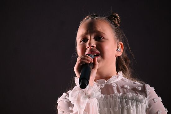 The International RUSSIA EXPO forum and exhibition. Pavilion 58 (The Slovo Museum of Slavic Literature). Pictured: Singer Yelizaveta Marinich. Location: Russia, Moscow. Author: Ramil Sitdikov/Sputnik. RUSSIA EXPO. Concert: The Real Ones
