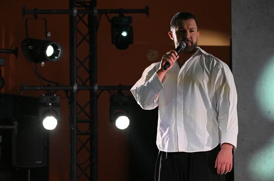 The International RUSSIA EXPO forum and exhibition. Pavilion 58 (The Slovo Museum of Slavic Literature).Singer Vasily Pasechnik, a finalist of the Voice project on Channel One and a mentor of young people in the Zaporozhye Region Location: Russia, Moscow. Author: Ramil Sitdikov/Sputnik. RUSSIA EXPO. Concert: The Real Ones