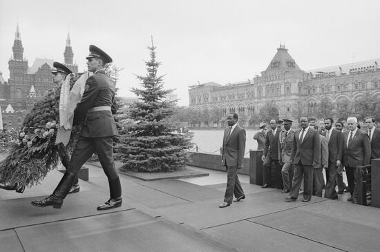 Delegation of Mozambique visits USSR