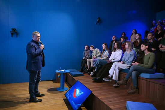 RUSSIA EXPO. Meeting with Russian journalism legend Yury Kostin