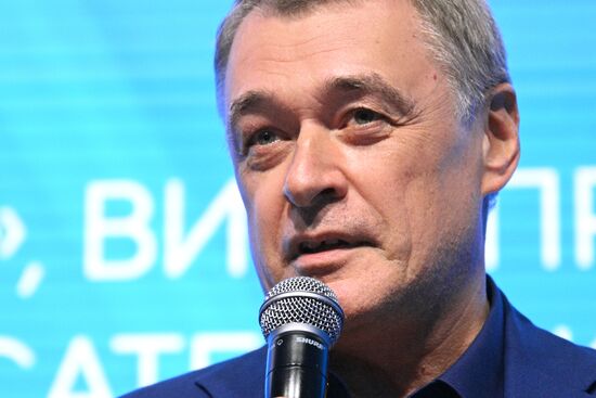 RUSSIA EXPO. Meeting with Russian journalism legend Yury Kostin