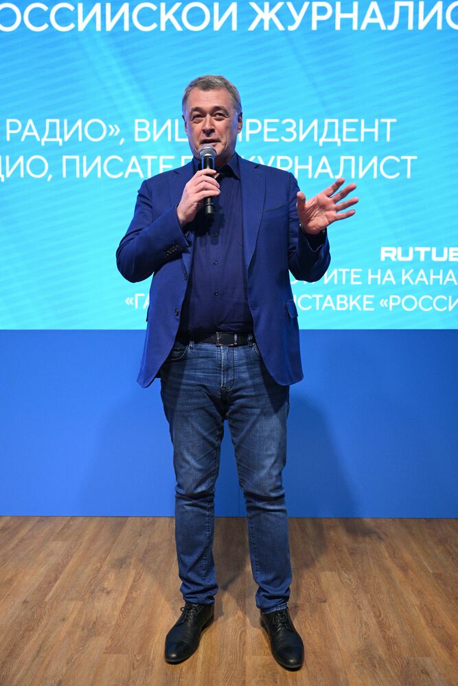 RUSSIA EXPO. Meeting with Russian journalism legend Yury Kostin