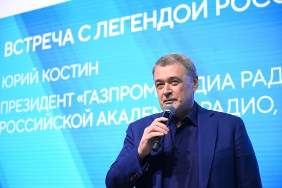 RUSSIA EXPO. Meeting with Russian journalism legend Yury Kostin