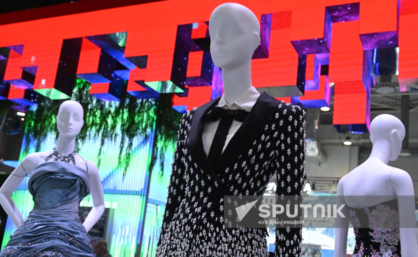 RUSSIA EXPO. Opening of fashion runway zone, Russia's Fashion Brands: Evolution of Russian Style