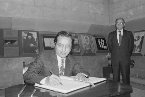 Malaysian delegation visits USSR