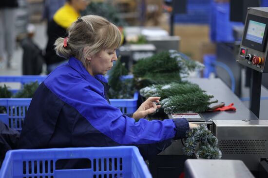 Russia New Year Season Preparations