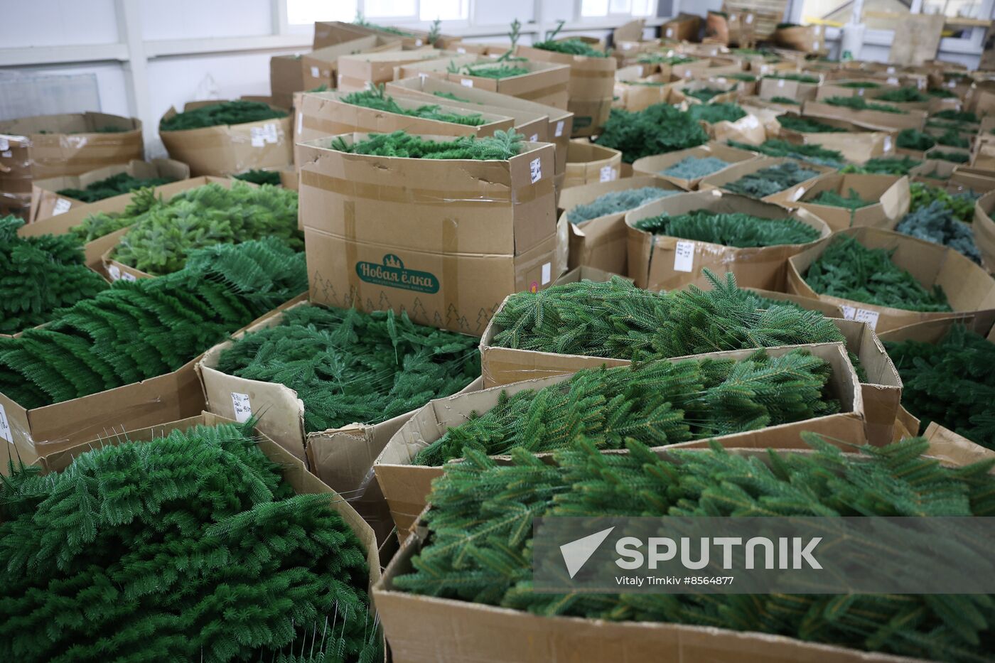 Russia New Year Season Preparations