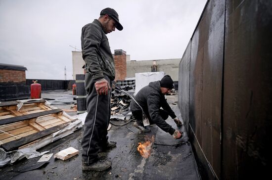 Russia DPR Construction
