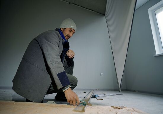 Russia DPR Construction