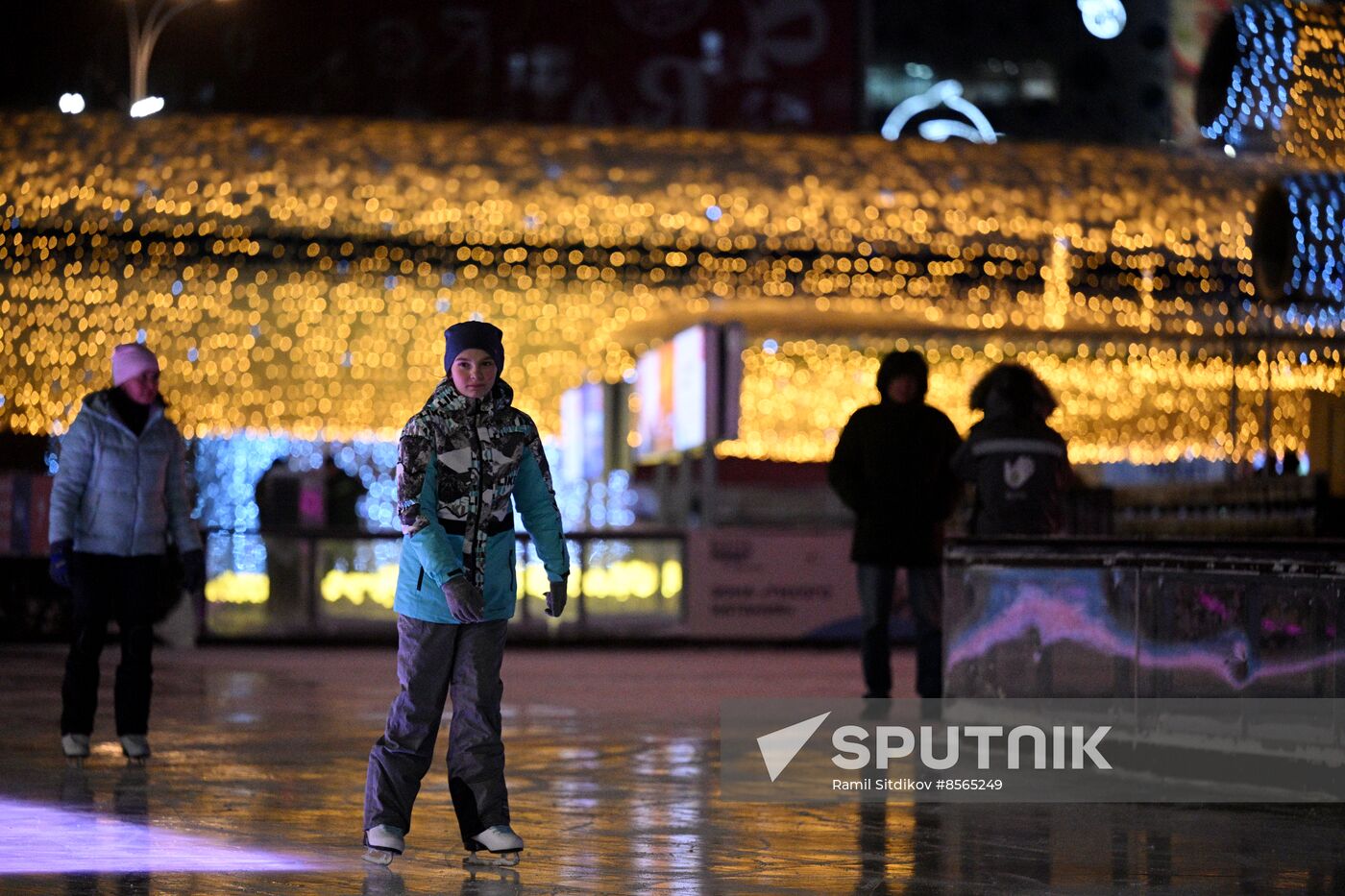 Russia Ice Rink opens at VDNKh