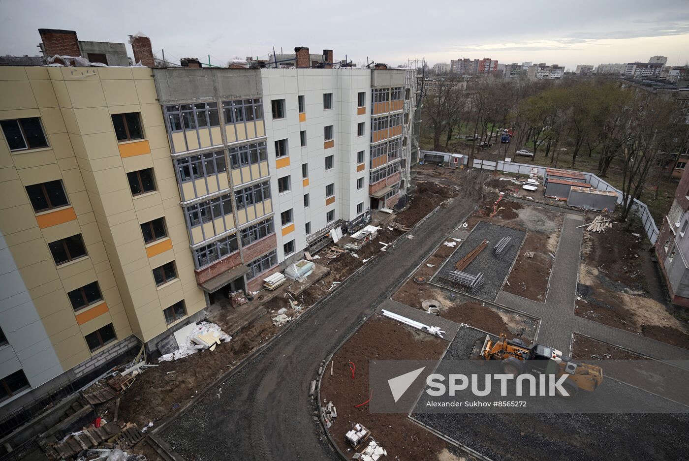 Russia DPR Construction