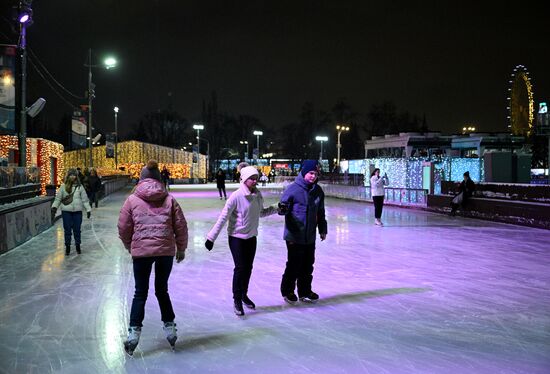 Russia Ice Rink opens at VDNKh