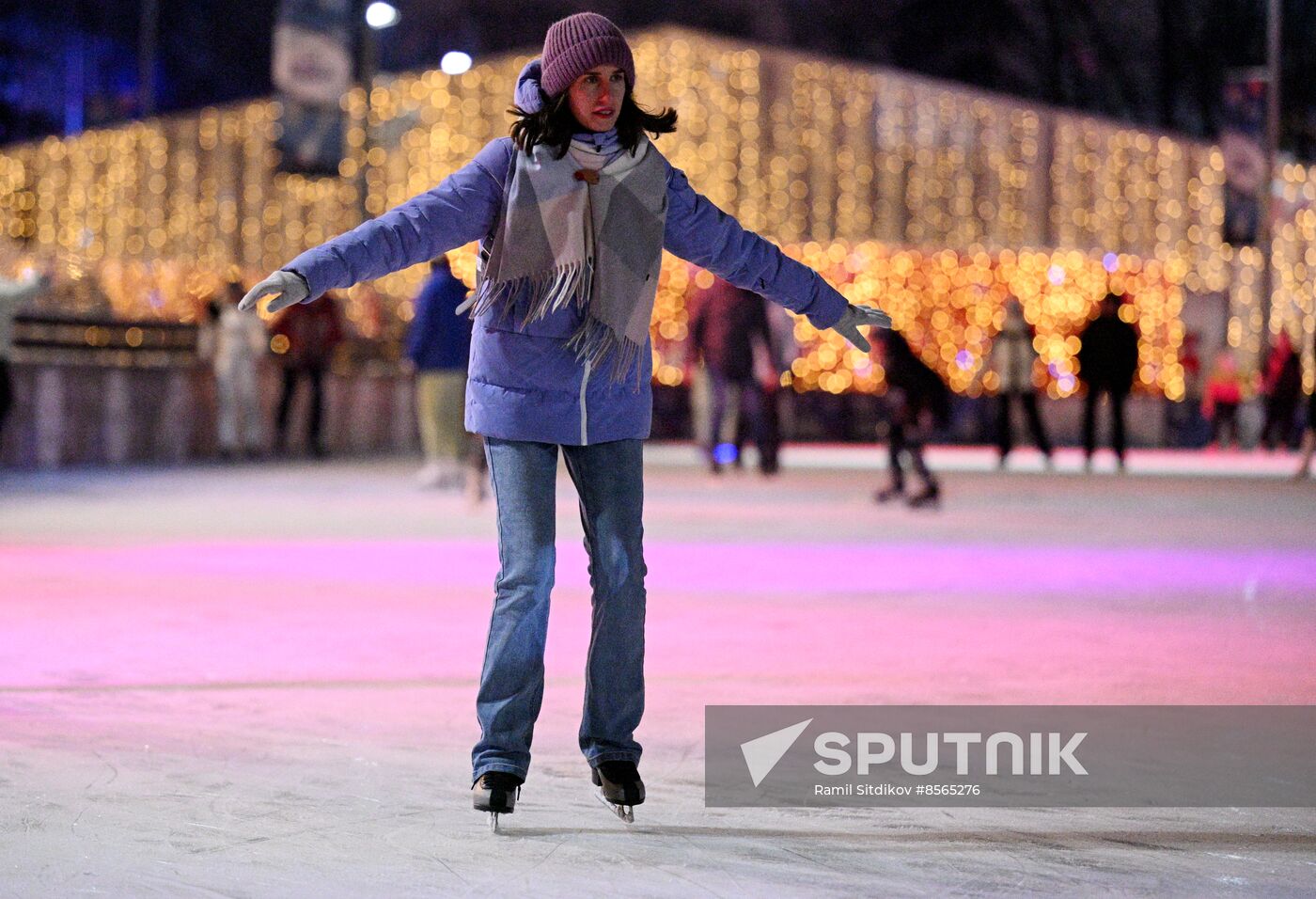 Russia Ice Rink opens at VDNKh