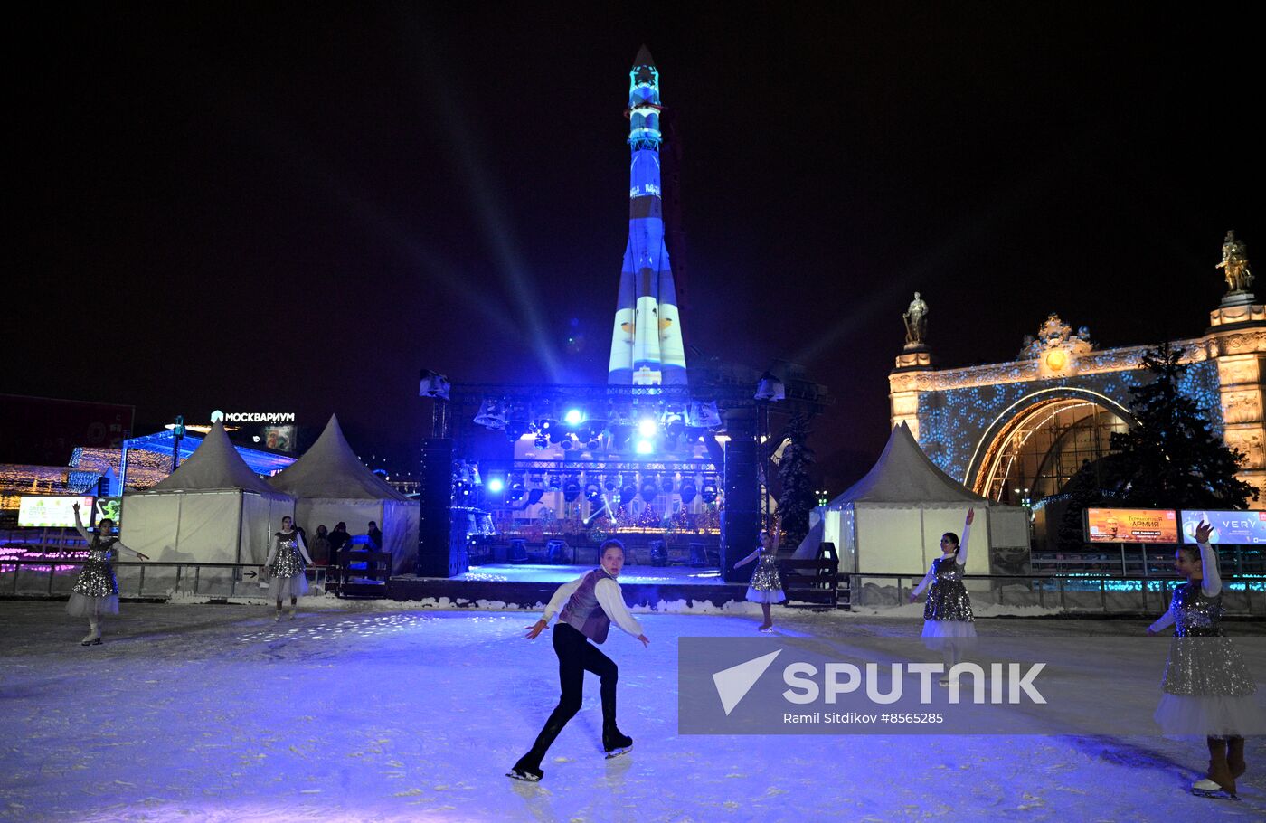 Russia Ice Rink opens at VDNKh