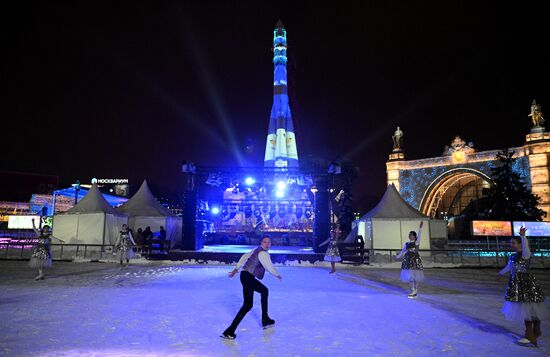 Russia Ice Rink opens at VDNKh